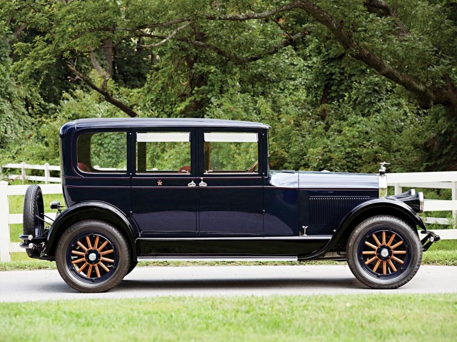  Pierce-Arrow Model 80 5-Passenger Sedan 1926 года  (фото 4 из 5)